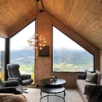 Baugsberget Fjelltopphytter Lodge *