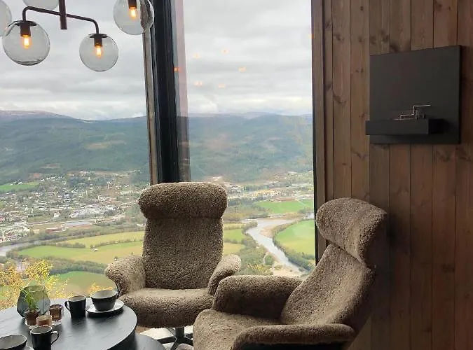 Baugsberget Fjelltopphytter *
